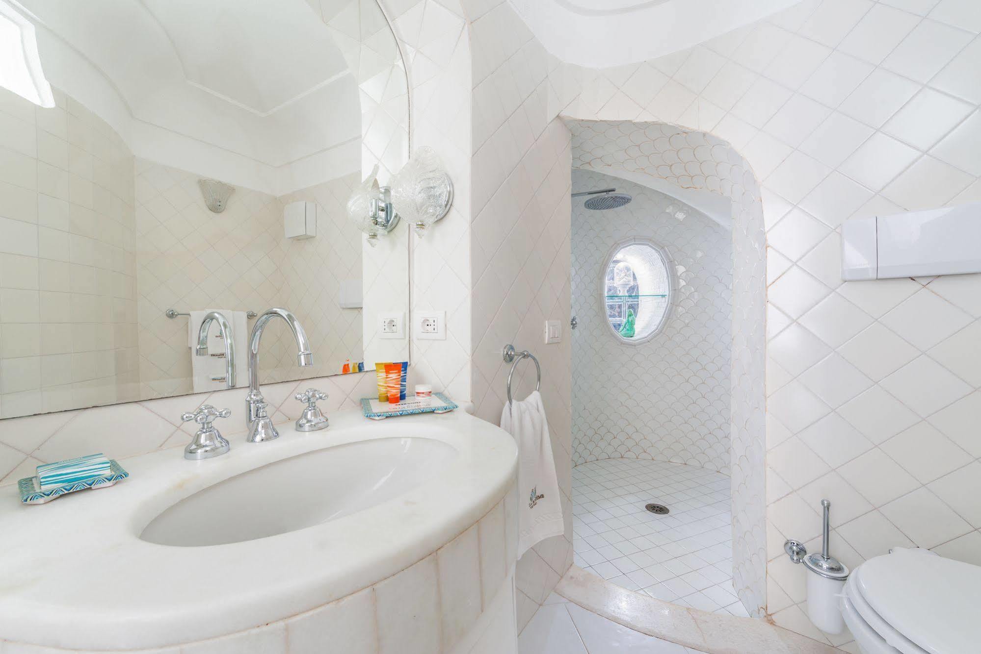Boheme Exclusive Luxury Apartahotel 2*